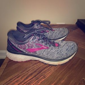 Brooks ghost running shoe